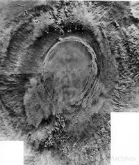 Mosaic of five pictures of Arsia Mons