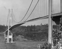 Tacoma Narrows Bridge in motion
