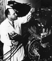 Enrico Fermi with equipment